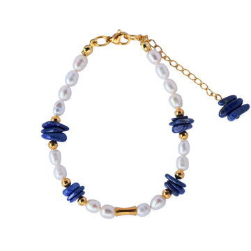Freshwater pearls and lapis lazuli bracelet