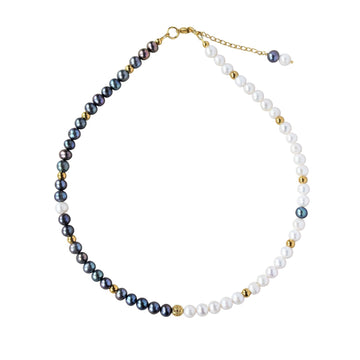 Half black half white pearls necklace