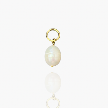Pearl charm