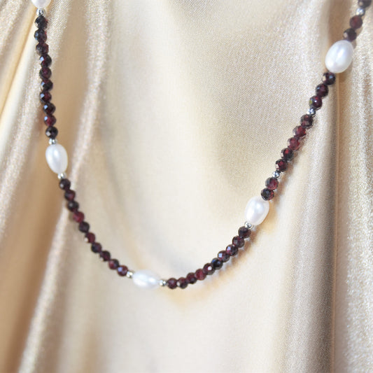 Garnet choker