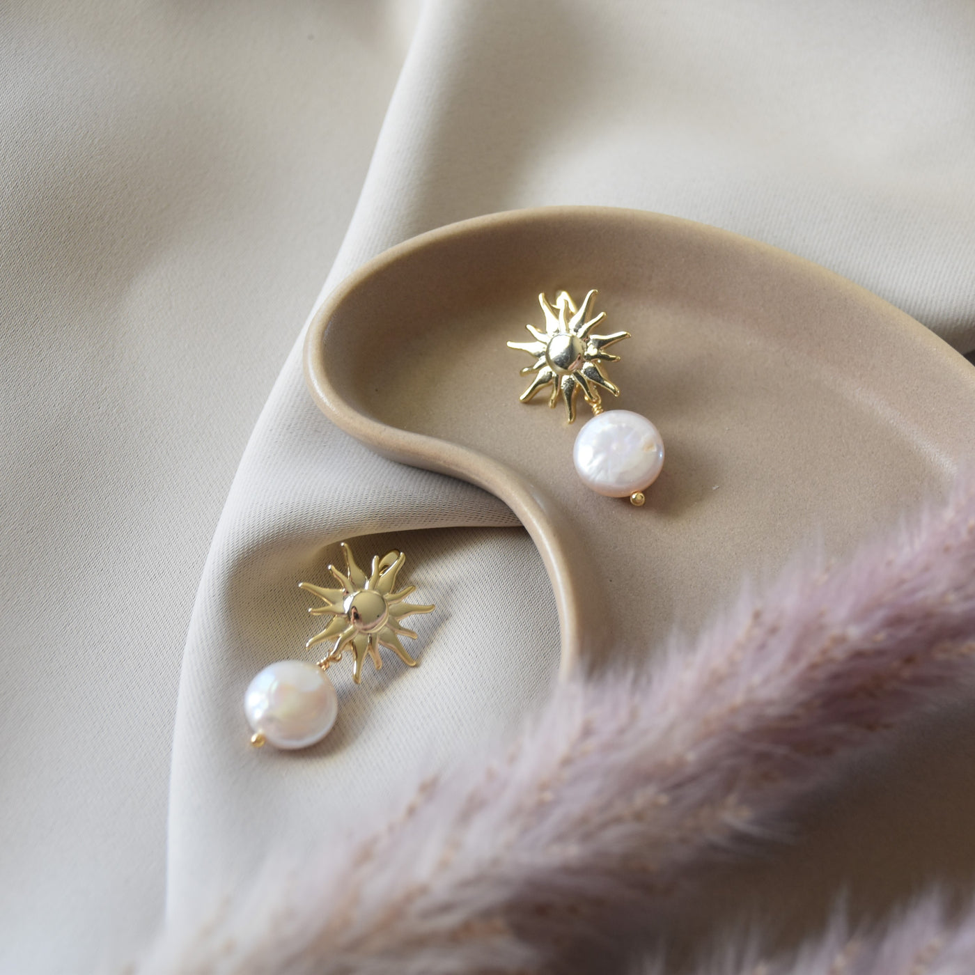 Sunny earrings