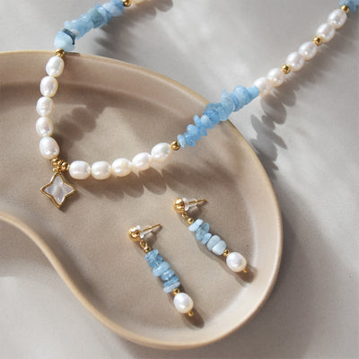 Freshwater pearls and aquamarine necklace