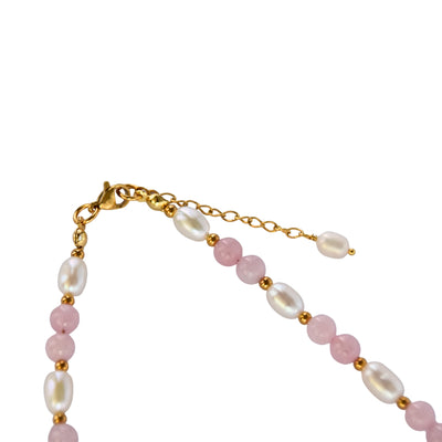 Pearls and rose quartz necklace